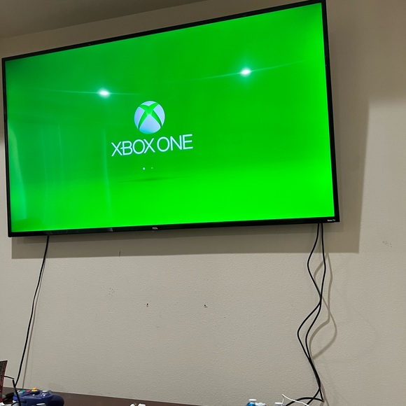 Xbox One S - Picture 4 of 8